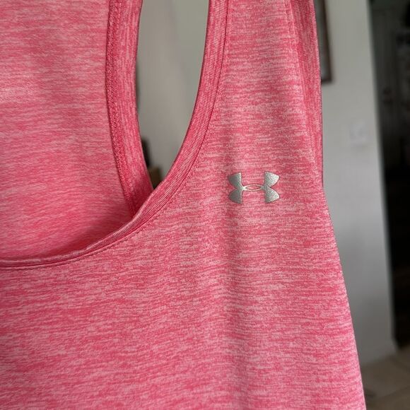 Under Armour Women’s Pink Loose Fit Racerback Tech Tank Top - Picture 4 of 7